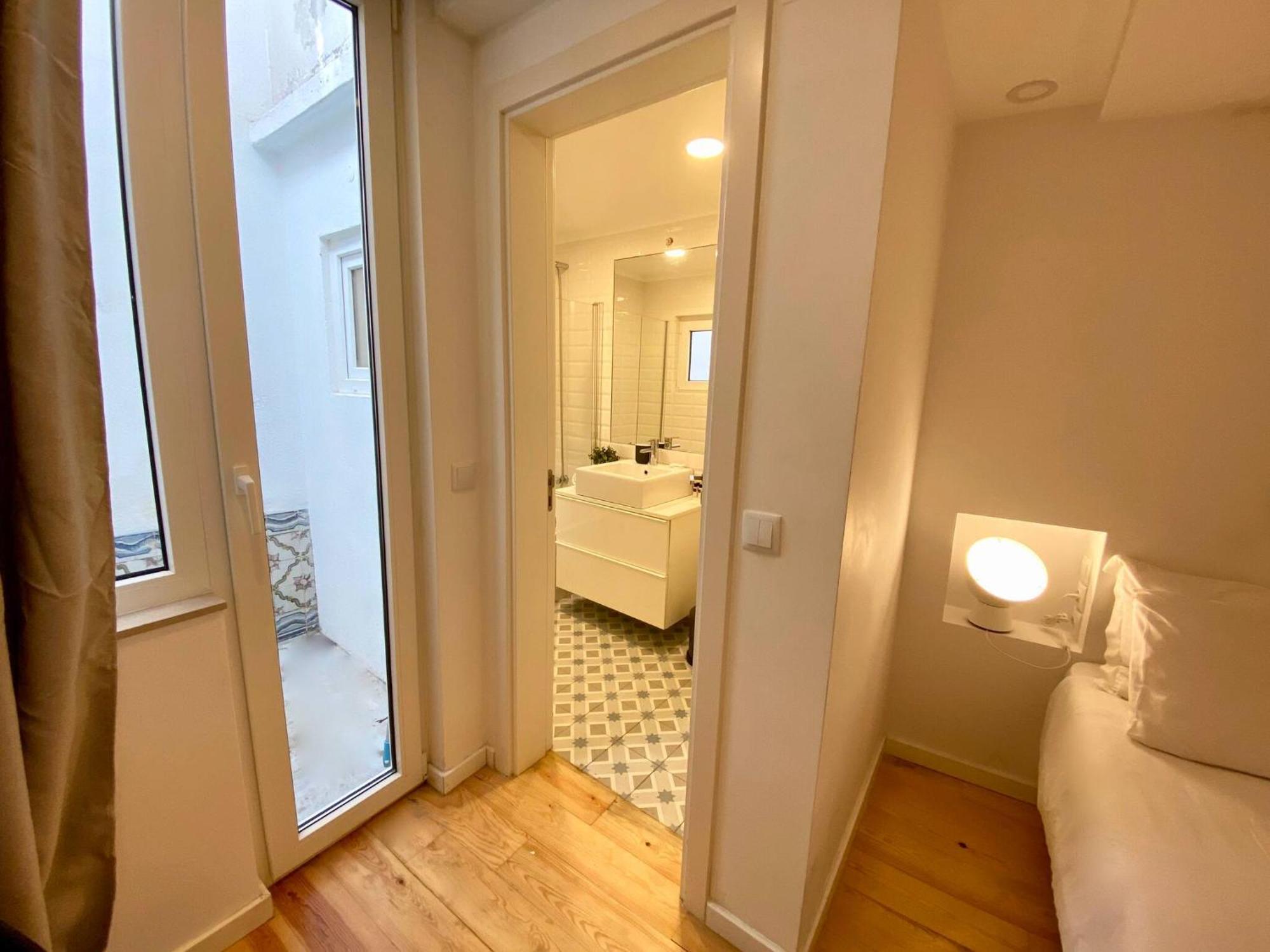 My Lx Flat Stylish Apartment In Santa Catarina Lisboa Exteriör bild